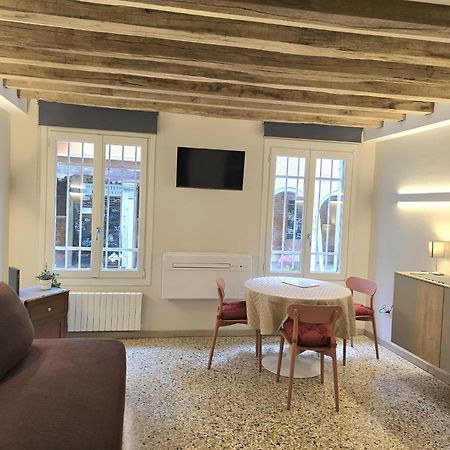 Cozy Studio With Canal View البندقية المظهر الخارجي الصورة