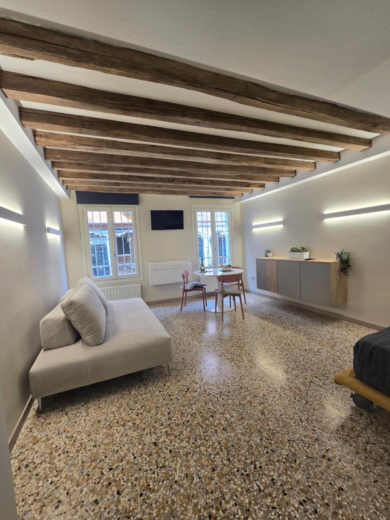 Cozy Studio With Canal View البندقية المظهر الخارجي الصورة