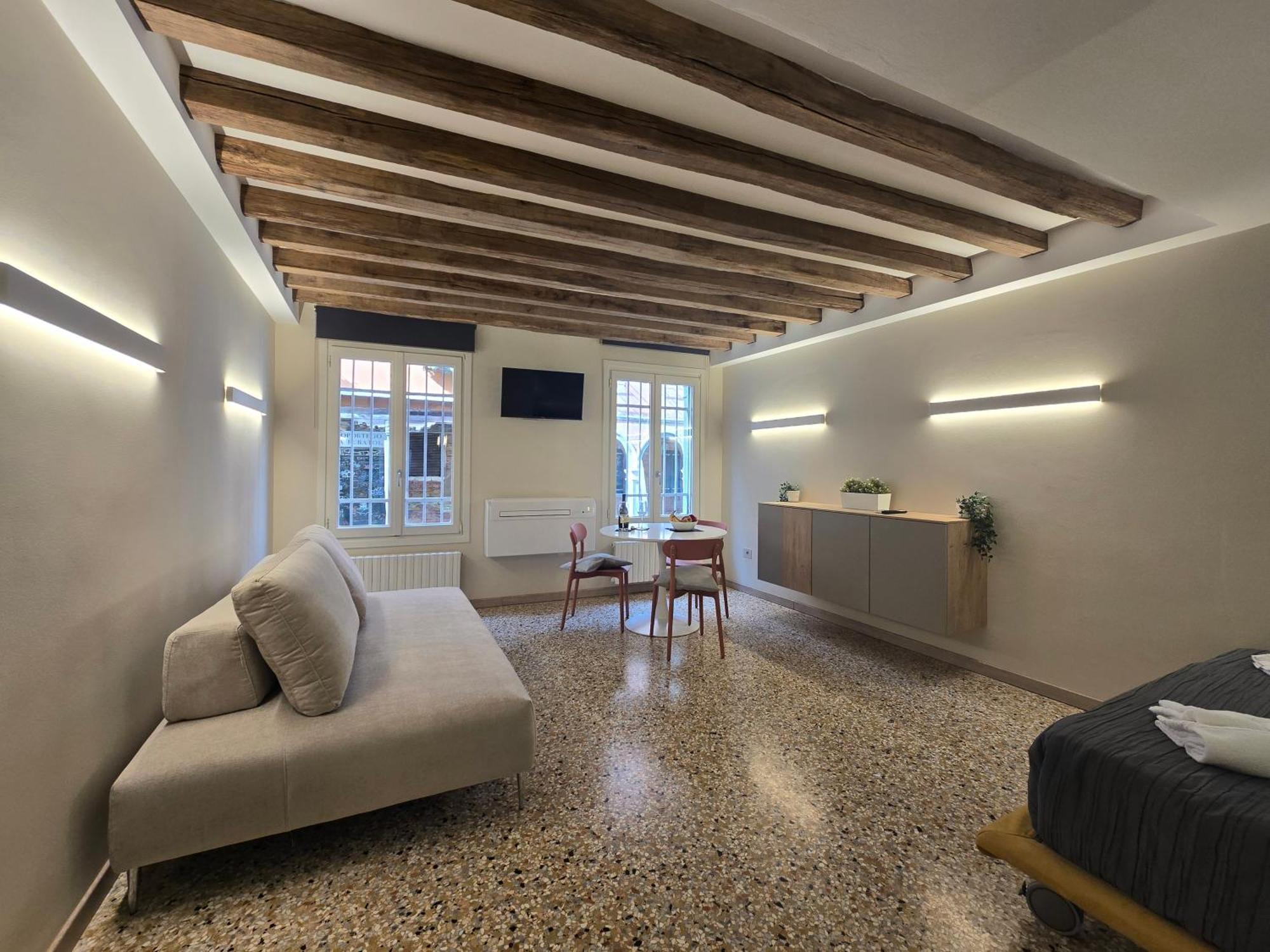 Cozy Studio With Canal View البندقية المظهر الخارجي الصورة