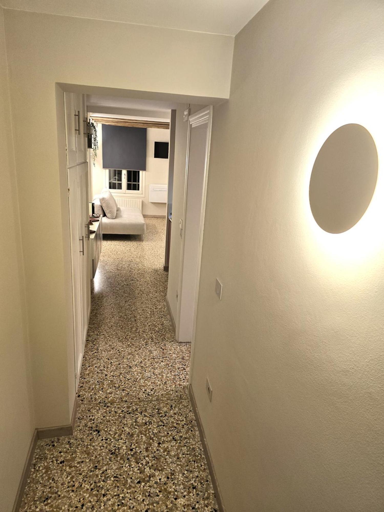 Cozy Studio With Canal View البندقية المظهر الخارجي الصورة
