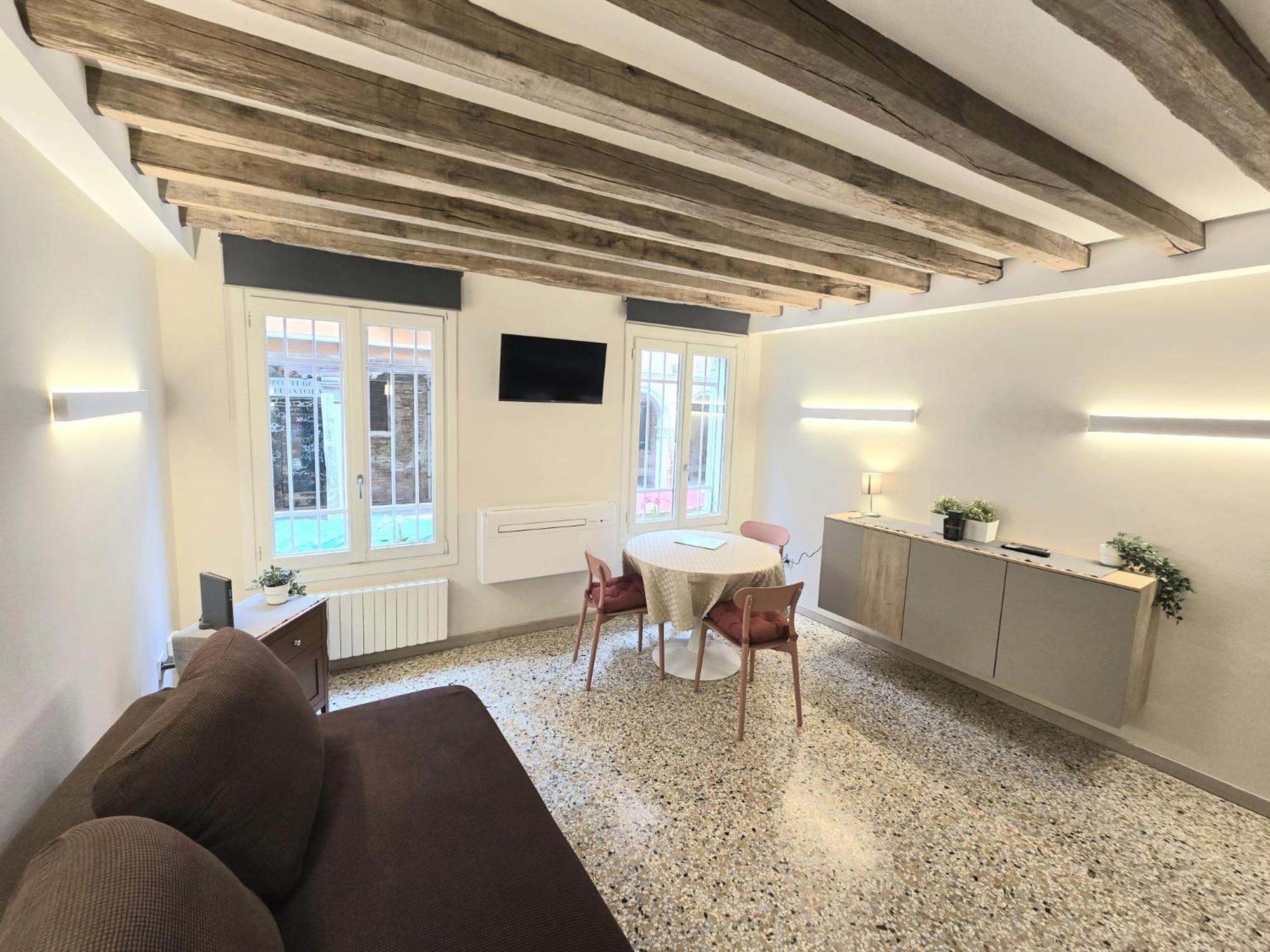 Cozy Studio With Canal View البندقية المظهر الخارجي الصورة